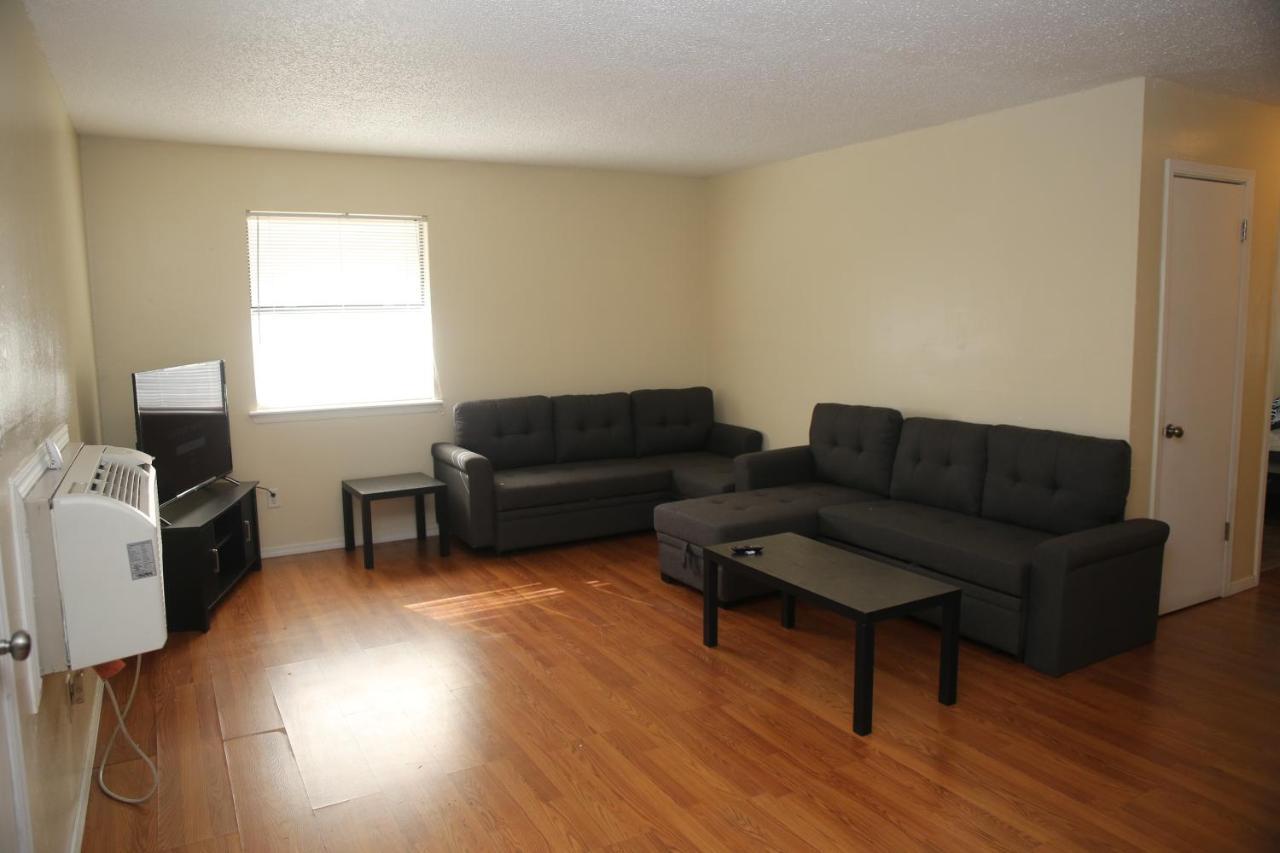 Ferienwohnung 2 Bed/ 1 Bath Next To Ft. Sill Lawton Exterior foto
